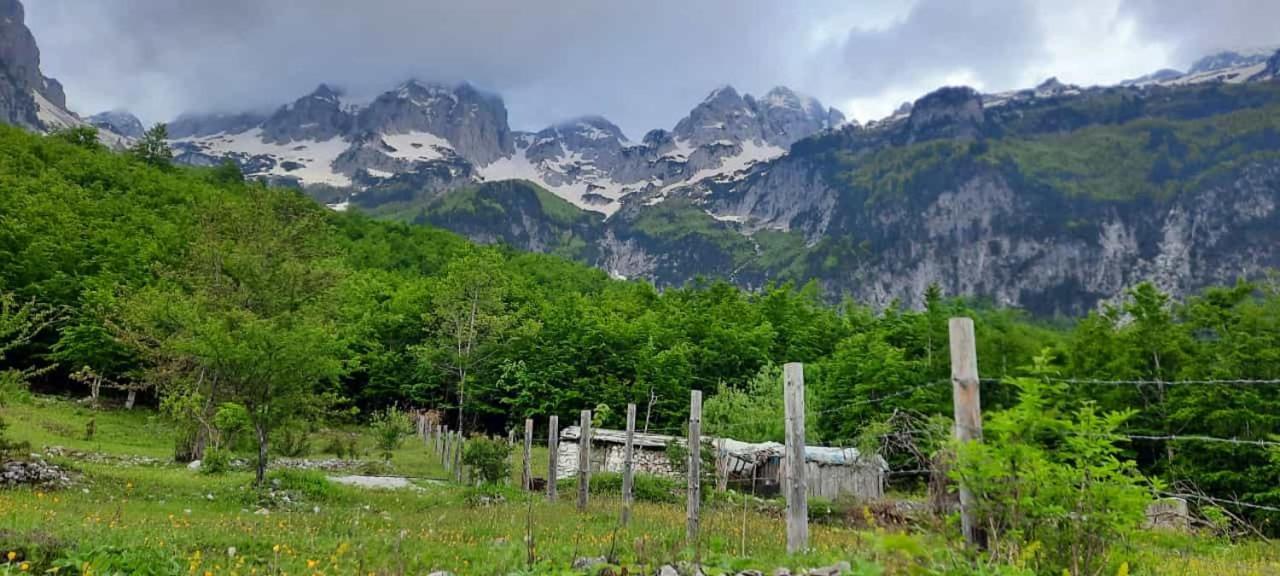 Hotel Margjeka Valbona Esterno foto